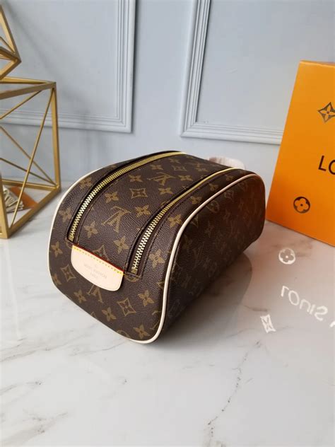 fake louis vuitton make up bag|louis vuitton toiletry hard case.